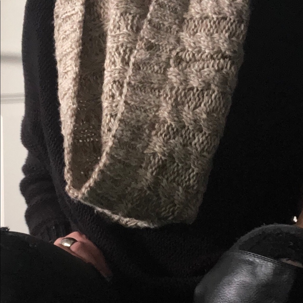 Knit Infinity Cowl Scarf - Picture 3 of 3